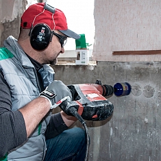 Использование коронки по бетону для розеток Distar CACC-W T-Бетон Magnet SDS Plus 72 мм Использование коронки по бетону для розеток Distar CACC-W T-Бетон Magnet SDS Plus 72 мм