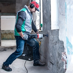 Применение коронки по бетону для розеток Distar CACC-W T-Бетон Magnet SDS Plus 72 мм Применение коронки по бетону для розеток Distar CACC-W T-Бетон Magnet SDS Plus 72 мм